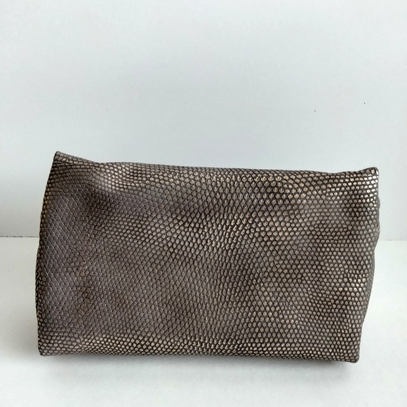 Estee Lauder Cosmetic Bag - Picture 2 of 7